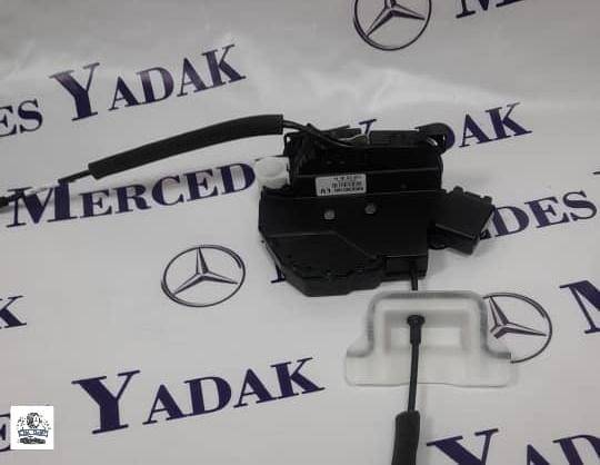 قفل درب جلو چپ رنو لتیتود اورجینال | Renault Latitude Original Left Front Door Lock Actuator Part No. 805030019R 1 قفل درب جلو چپ رنو لتیتود اورجینال | Renault Latitude Original Left Front Door Lock Actuator Part No. 805030019R