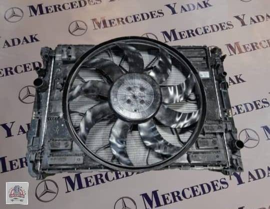 رادیاتور / موتور فن مرسدس بنز C200L آکبند اورجینال 1 رادیاتور / موتور فن مرسدس بنز C200L آکبند اورجینال