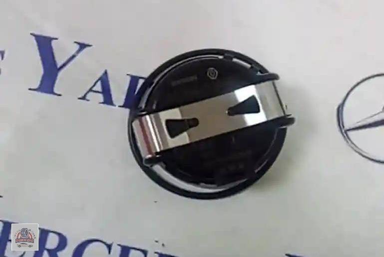 سنسور باران رنو فلوئنس / اسکالا آکبند اورجینال | Renault Fluence / Renault Scala Brand New Original Rain Sensor 1 سنسور باران رنو فلوئنس / اسکالا آکبند اورجینال | Renault Fluence / Renault Scala Brand New Original Rain Sensor