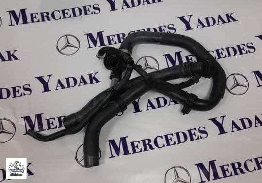لوله خرطومی رادیاتور فولکس واگن جتا آکبند اورجینال | Volkswagen Jetta Brand New Original Radiator Hose (Coolant Hose) 2 لوله خرطومی رادیاتور فولکس واگن جتا آکبند اورجینال | Volkswagen Jetta Brand New Original Radiator Hose (Coolant Hose)