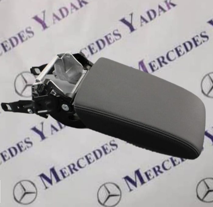 درب کنسول فولکس واگن پاسات / تیگوان آکبند اورجینال